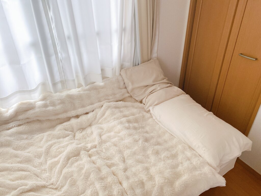 一人暮らしでベッドを置いた実際の写真
