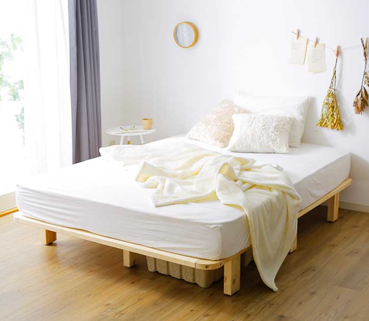 シンプルベッド